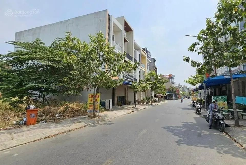 Cần Bán lô đất P. Phú Tân,Thủ Dầu Một, Bình Dương. 100m2/ 890TR. SHR. Rất phù hợp để kinh doanh.