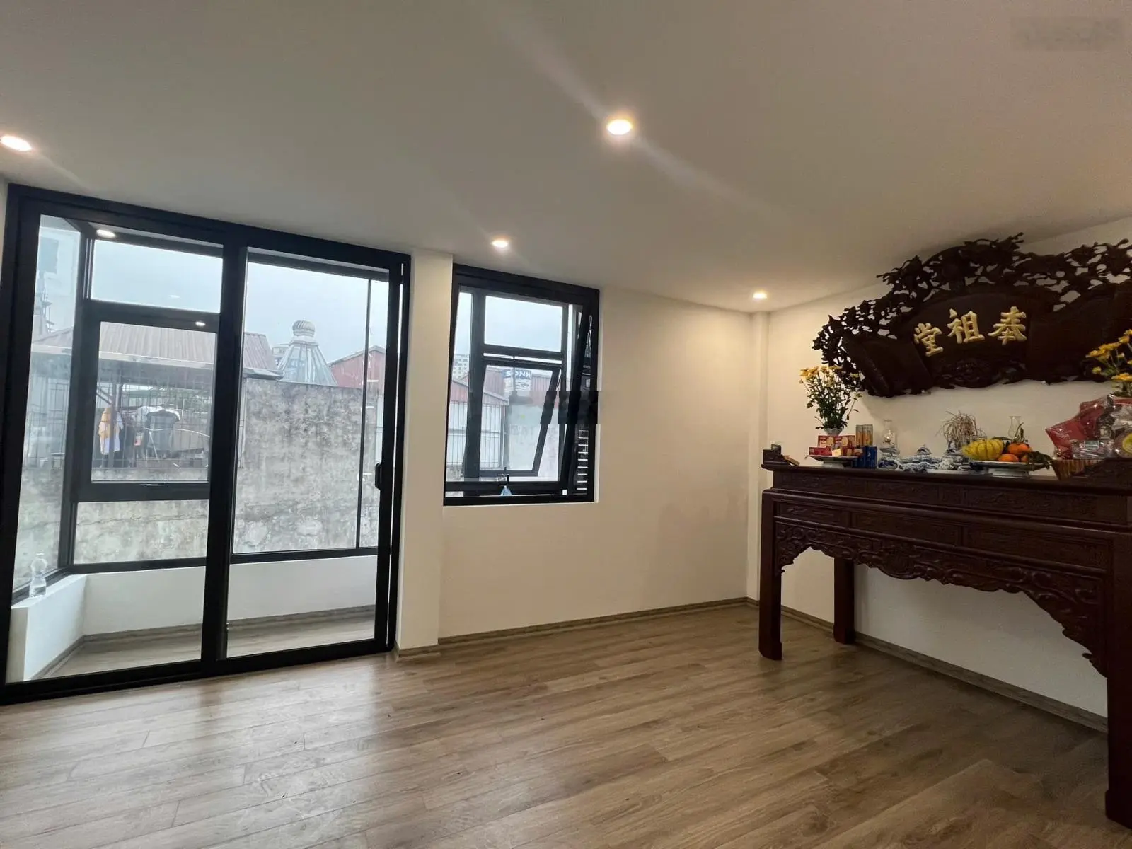 Ngõ quỳnh - phân lô - 20m ra phố - lô góc 3 mặt thoáng full nội thất cao cấp - thông tứ tung .