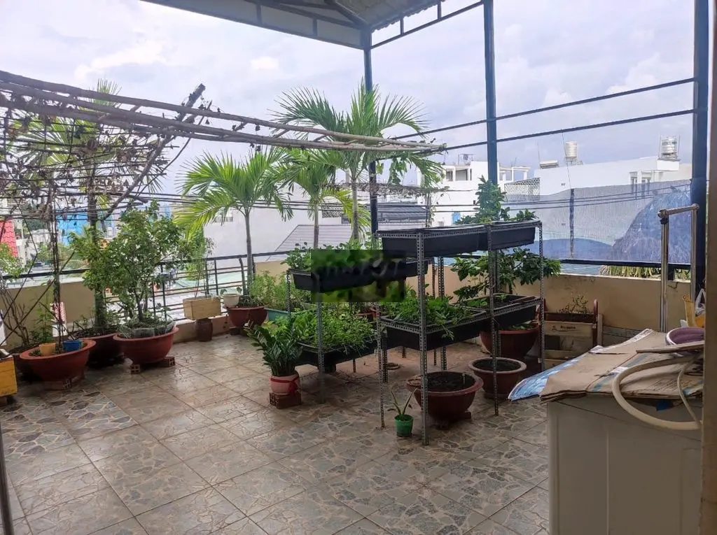 MẶT TIỀN KINH DOANH - HƠN 110M2, NGANG 5M, 3 TẦNG, NỘI THẤT CAO CẤP.