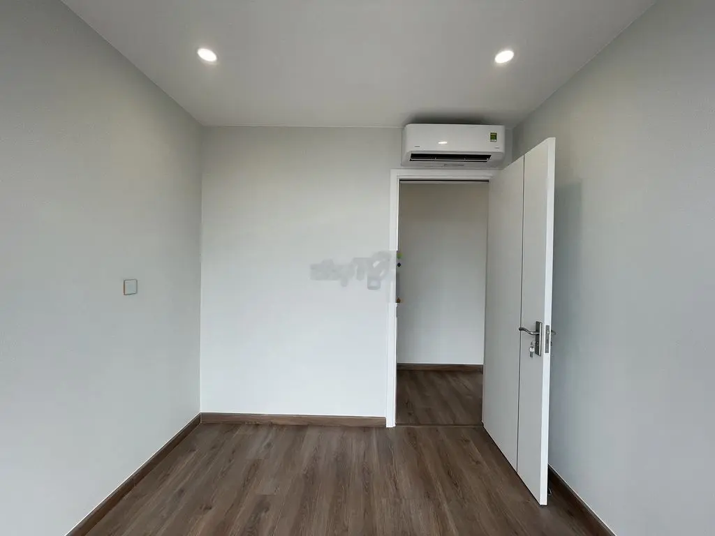 Bán nhanh 2PN1WC 54m I1 view hồ đẹp Imperia SmartCity 3.65ty