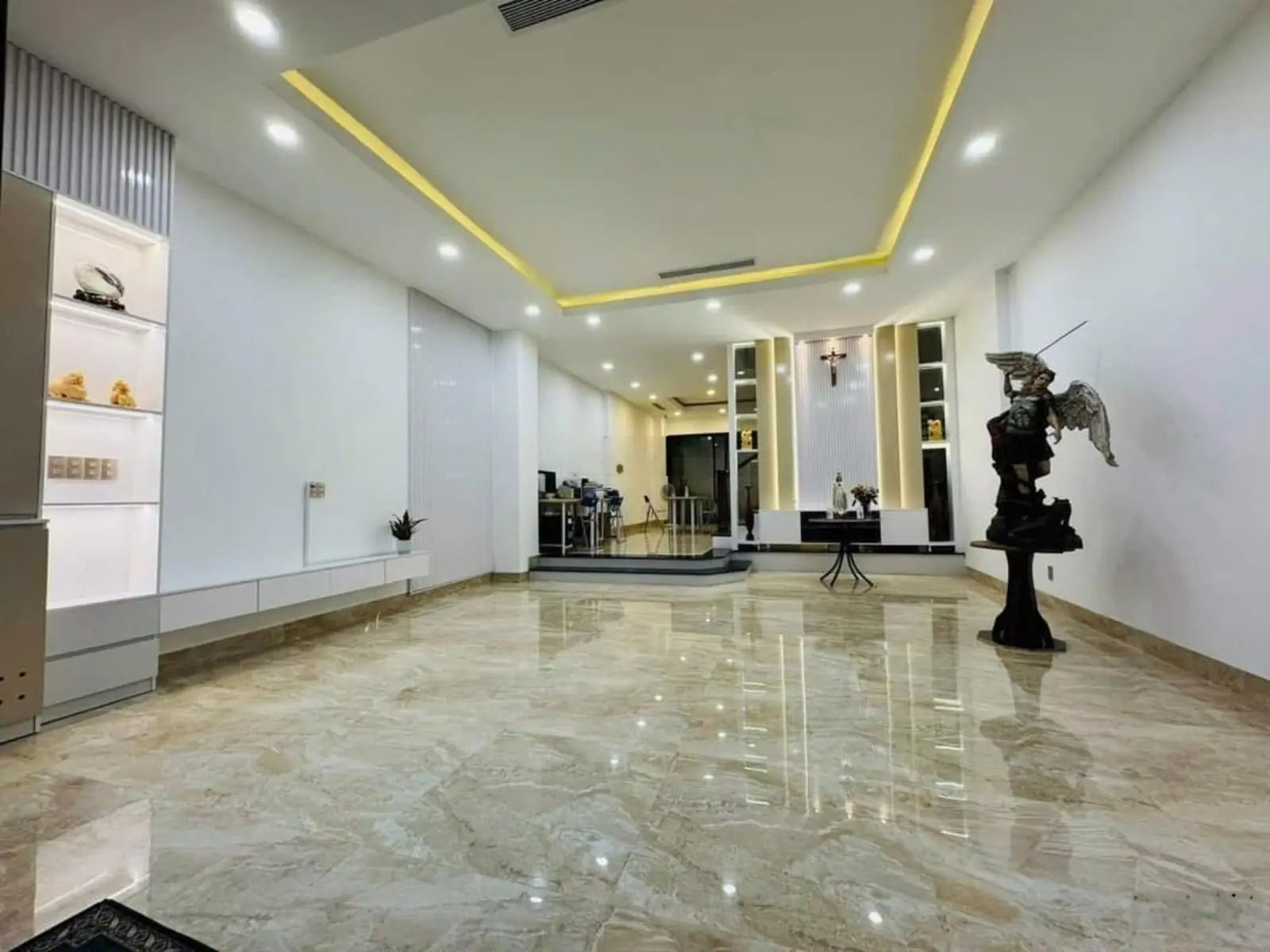 Bán nhà 4 tầng đường P1 ( Đặng Vũ Hiệp) , KĐT Vĩnh Điềm Trung, Nha Trang giá giảm chỉ còn 8 tỷ!