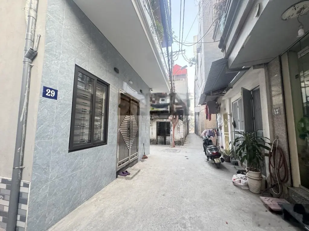 Bán nhà 3 tầng 46m2 đẹp long lanh, tặng nội thất, đường lớn 1 bước chân 4.5 tỷ