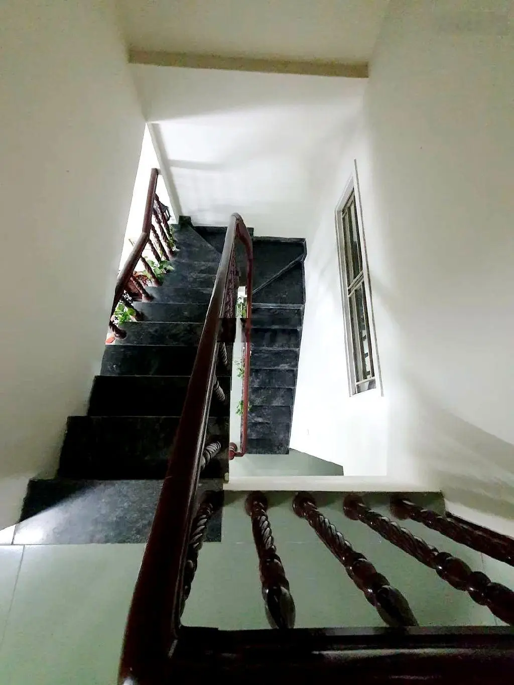 Bán căn nhà vị trí tại phố đi bộ an thượng 11, ngũ hành sơn, đà nẵng dt 91m2, ngang 7m, giá 11 tỷ