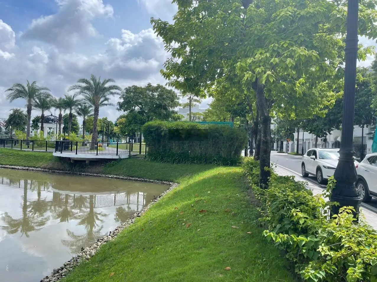 Bán song lập Vin Marina view hồ và công viên giá tốt nhất thị trường