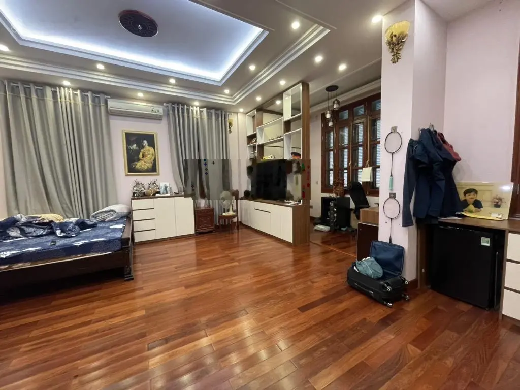 Bán căn nhà Mặt Phố Lê Trọng Tấn - vỉa hè kinh doanh oto tránh Lô góc biệt Thự văn phòng đẹp