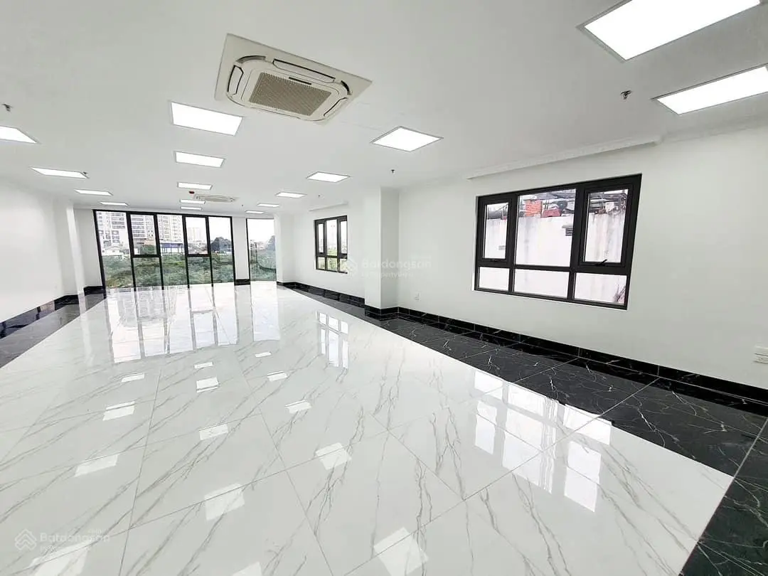 Bán nhà Trần Quốc Hoàn, Phan Văn Trường, Cầu Giấy tầng 2, 62m2, 16 chỗ ngủ cửa, 8 tầng , 22 tỷ