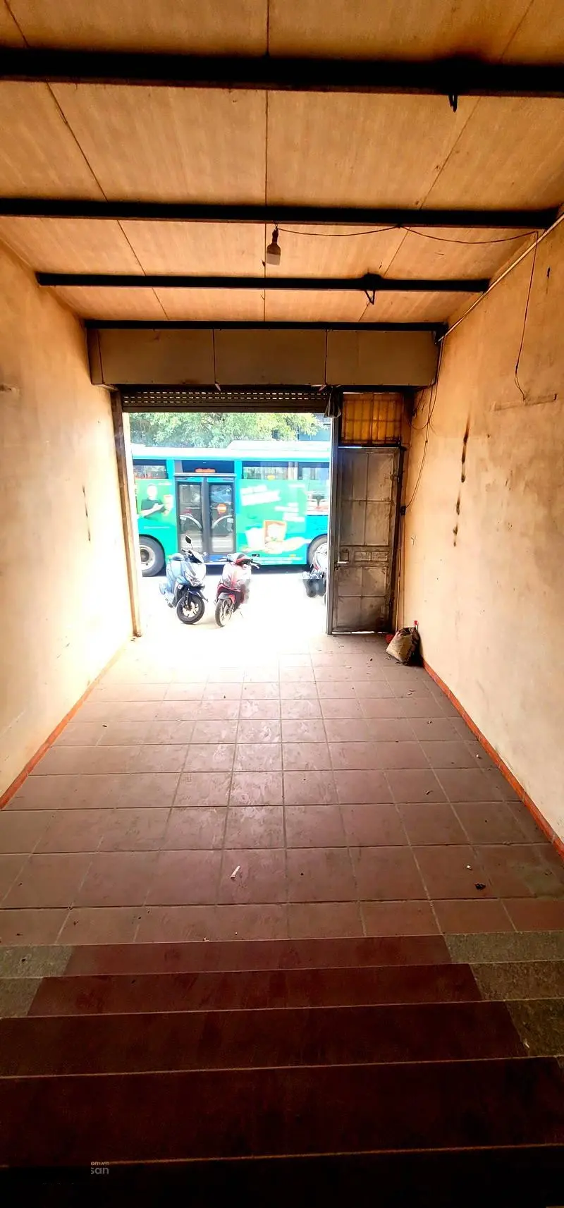 Bán gấp nhà 3 tầng mặt phố Nguyễn Trực, Huyền Kỳ, Hà Đông, Quốc lộ 21b