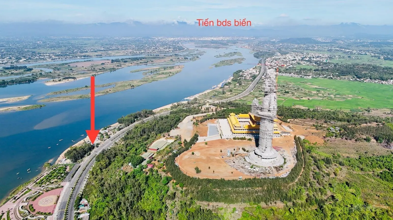 Bán mặt tiền Hoàng Sa ngay cầu Cổ Luỹ chùa Minh Đức giá rẻ bất ngờ gần 200mv! Nhận mua bán ký gởi