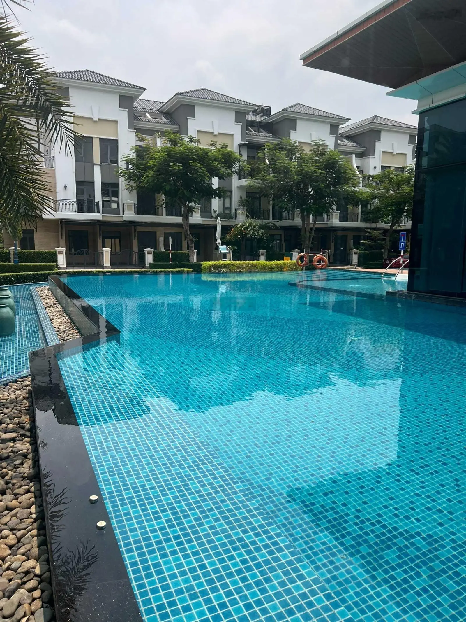 Bán nhà Verosa Park, diện tích 6*20m, 3 tầng, giá bán 16,5 tỷ, Liên Phường, Thủ Đức