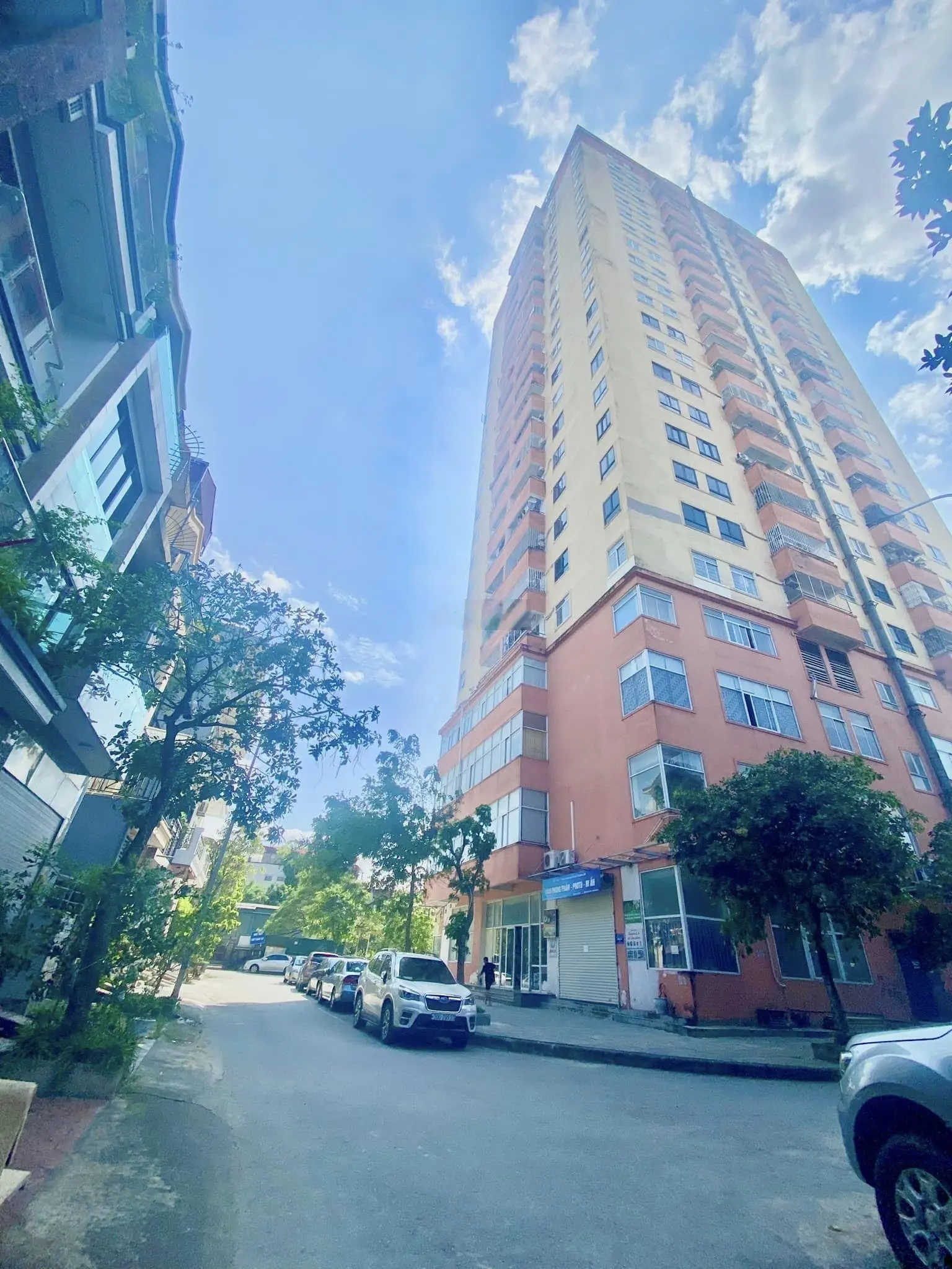 Bán liền kề Vinaconex 21 63m2, lô góc, 4 tầng đẹp nhất khu liền kề, nhà hoàn thiện đẹp, giá đầu tư