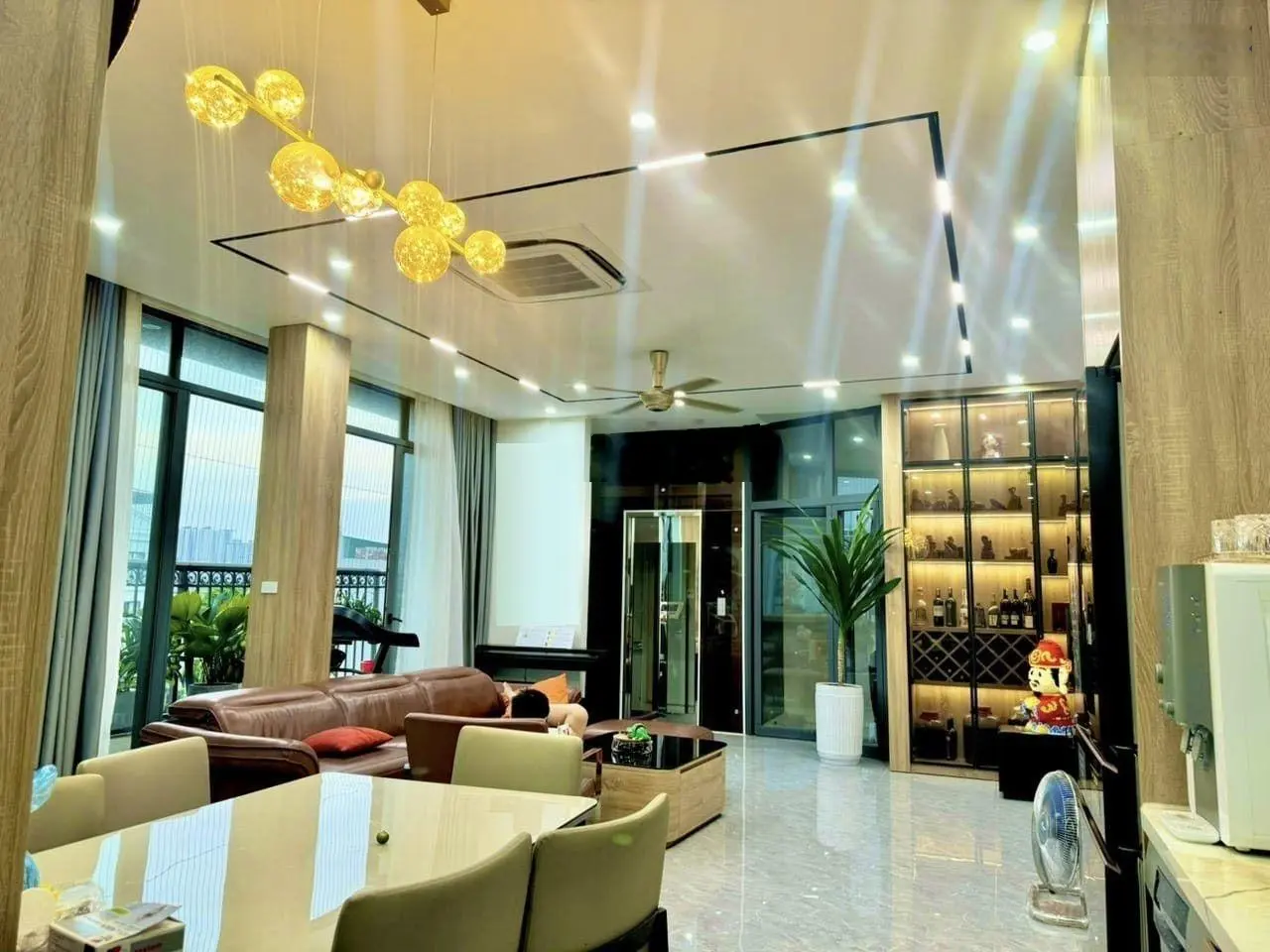 Bán nhanh! phố Thái Hà, ô tô tránh, mặt tiền rộng, giá đầu tư sinh lời cực ngon, 75m*5 tầng