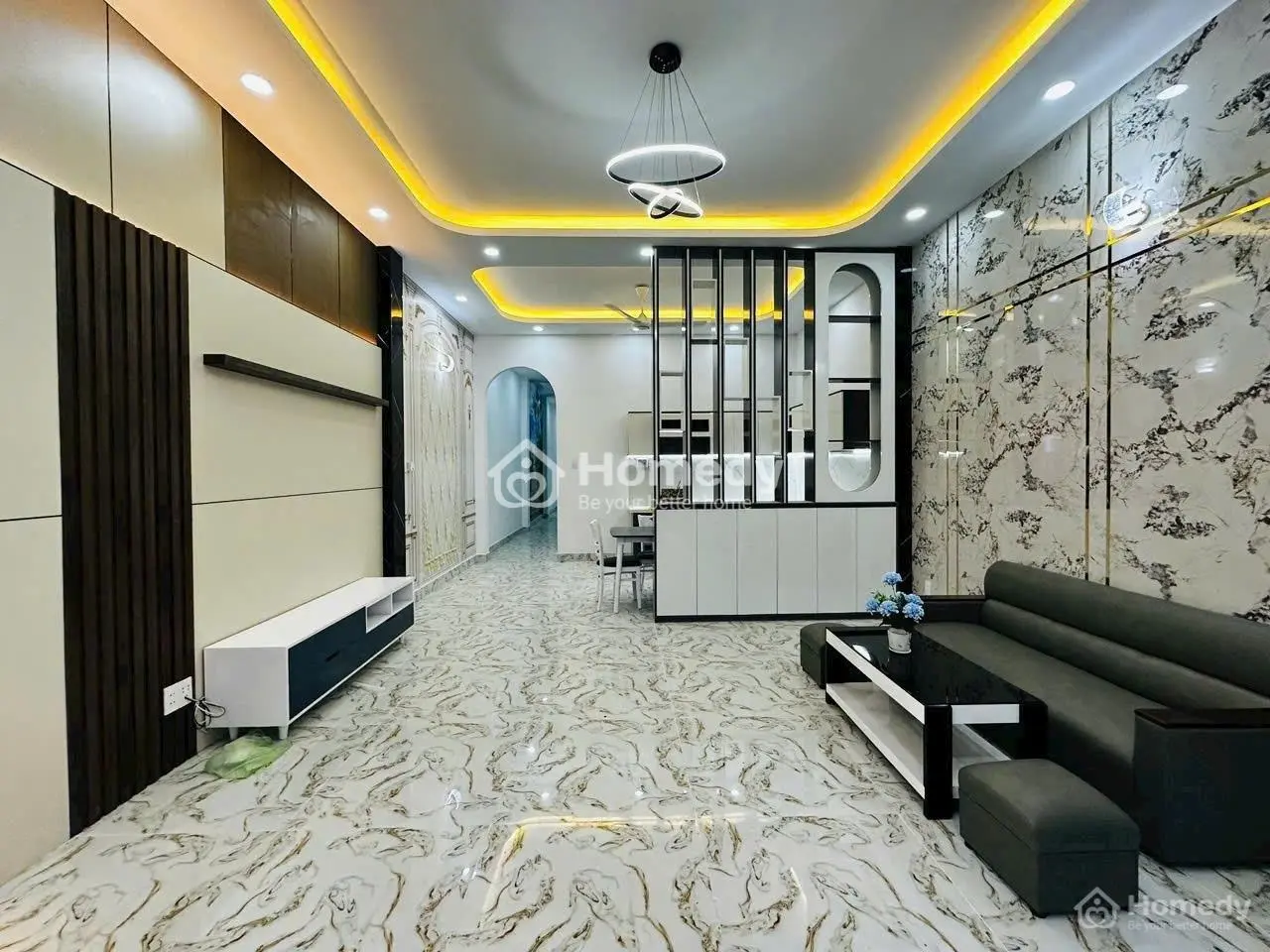 chủ cần bán gấp căn nhà mặt tiền kinh doanh ngay trung tâm