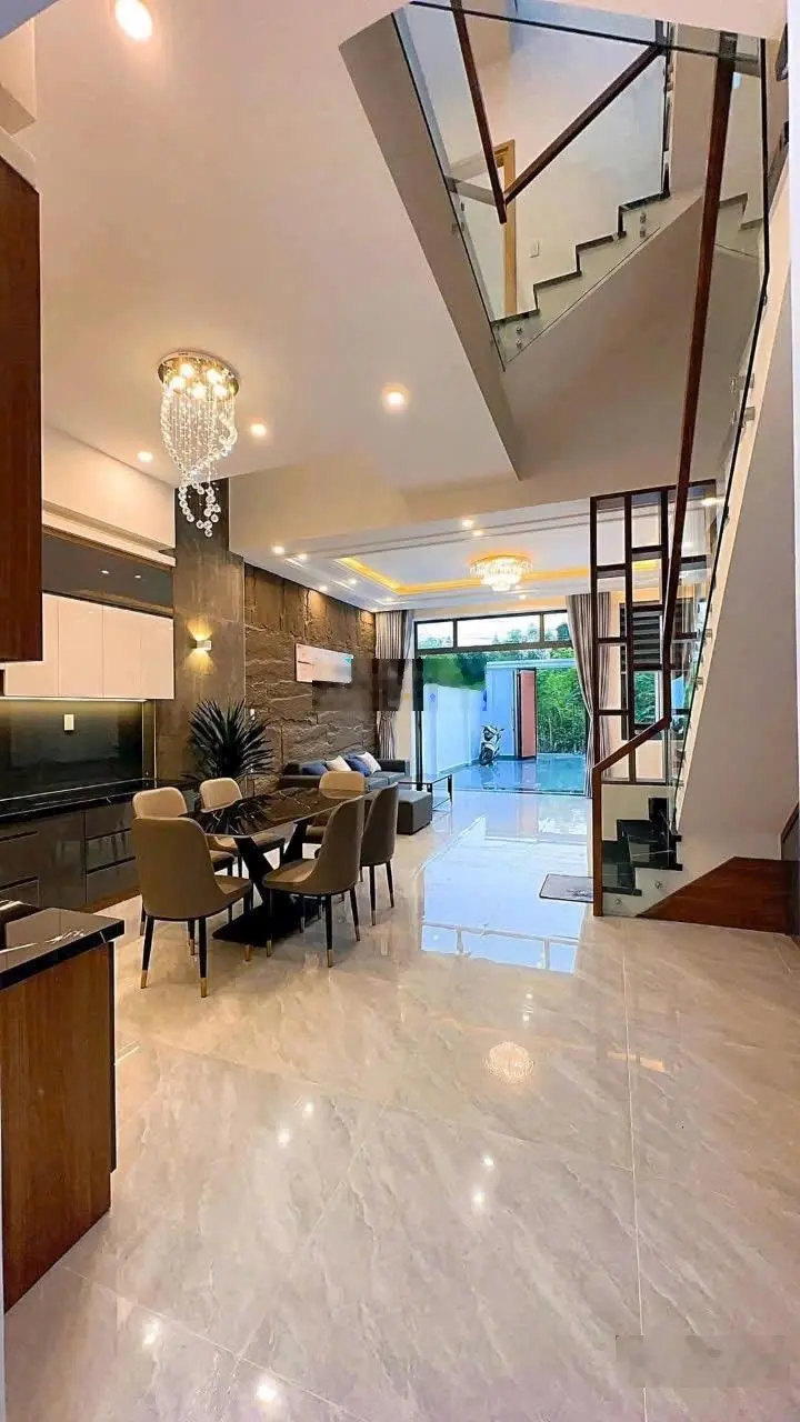 Bán nhà chính chủ, giá tốt vị trí đẹp
