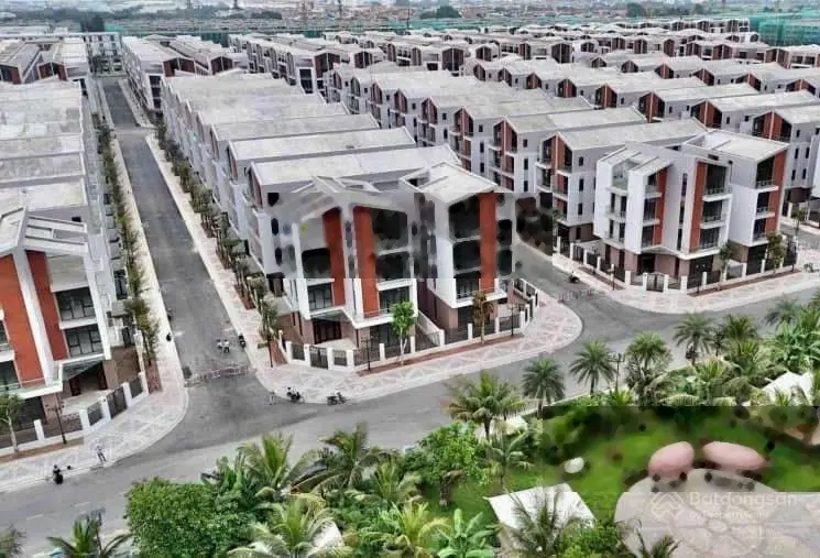 Lại là em đây nữ hoàng Ánh Dương 14 lên ngôi ạ