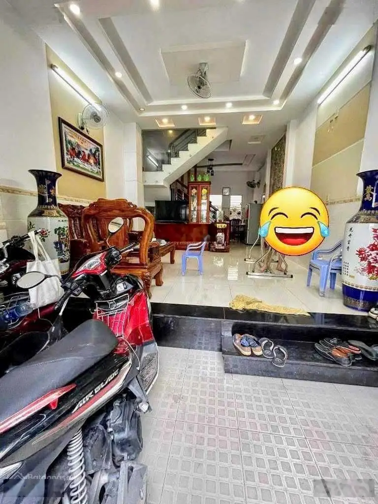 7 tỷ hơn - Khuông Việt - Âu Cơ - Tân Phú - Giáp Tân Bình - Đường xe hơi 12m - nhà 4 tầng - 60m2