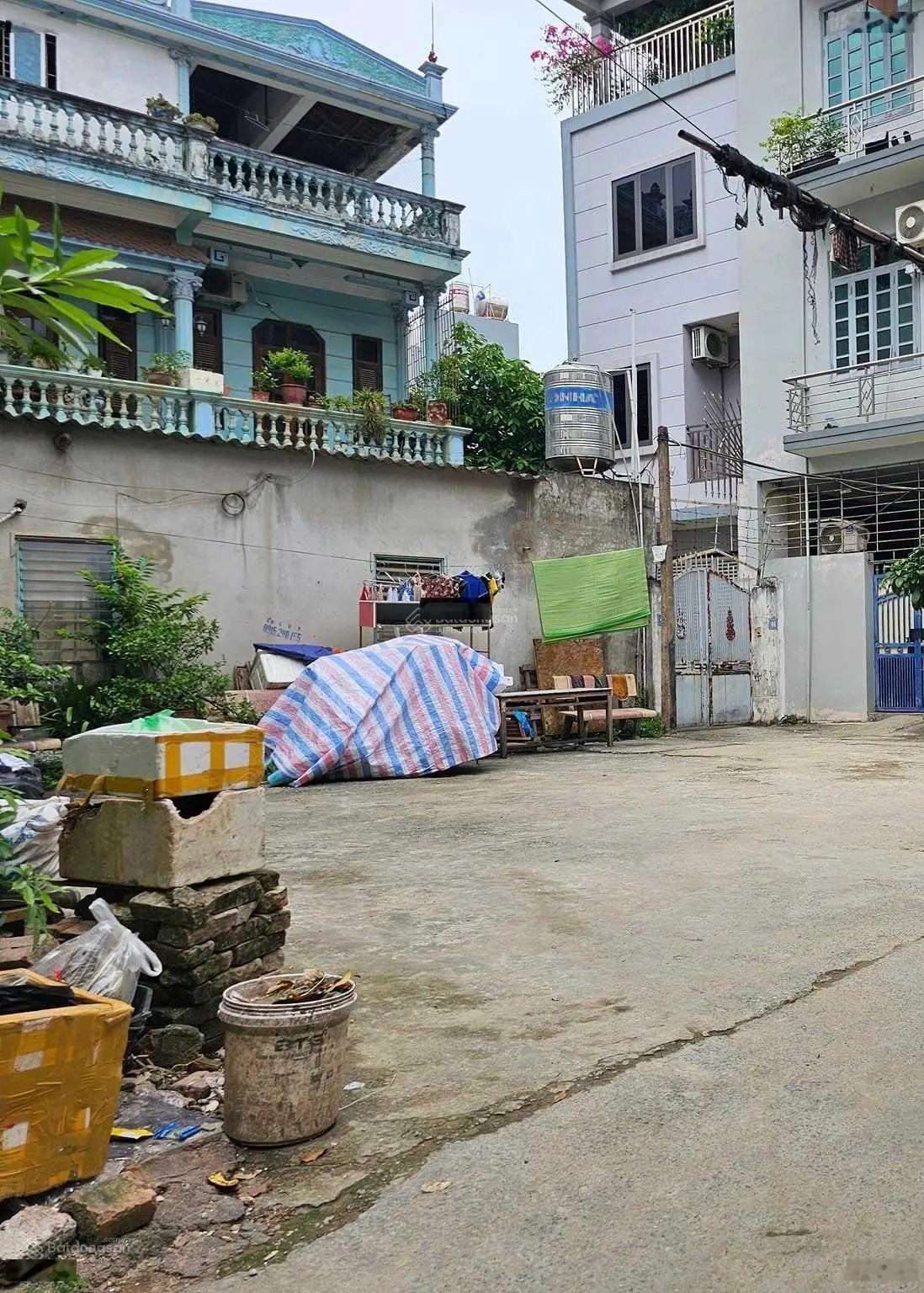 Bán đất Lạc Long Quân lô góc, ngõ thông ô tô ra hồ Tây, LH 0934 439 ***