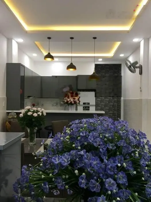 Bán nhanh nhà Q13, Thủ Đức, 4,5x14m, 1T2L, 3PN, 4WC, sân thượng, đang cho thuê 11tr/tháng
