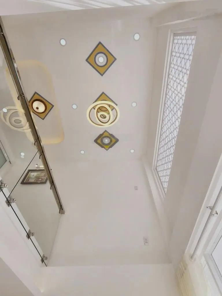 Hiếm! 5 tầng Bùi Đình Tuý - DTSD 61m2 - hẻm thẳng một trục - 3PN - hơn 4tỷ TL