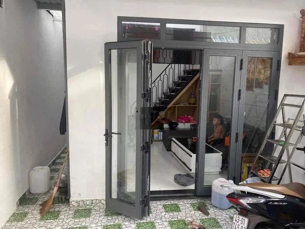 Nhà gác đúc kiệt 375 Nguyễn Phước Nguyên