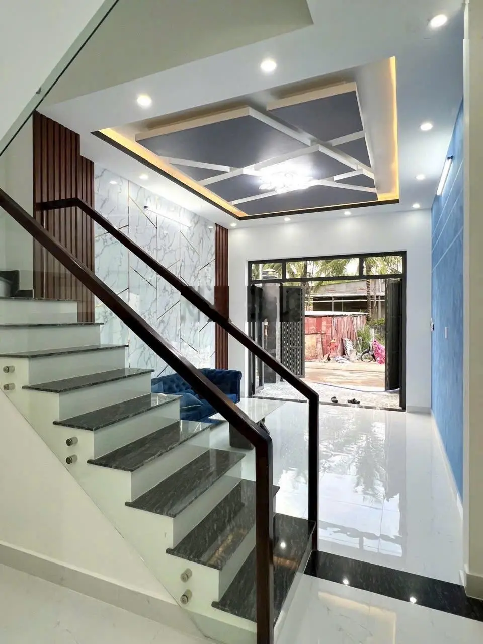 Chủ cần tiền nên bán gấp căn nhà 80m2 1trệt 2lầu ngay đường Lê Tấn Bê, gần Trường học, SHR