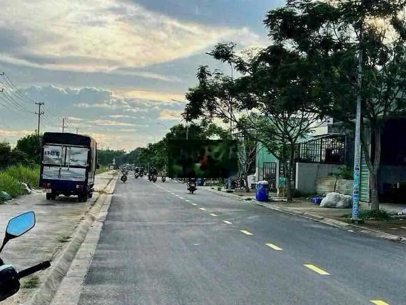 Bán gấp nền thổ cư Thị Xã Tân Bình, Bắc Tân Uyên