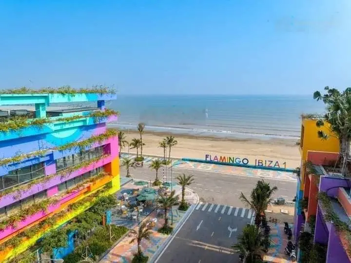 chị gái cần bán mảnh đất sát ĐÔ THỊ BIỂN nghỉ dưỡng để mua trung cư diện tích 85m2 mặt tiền hơn 5m