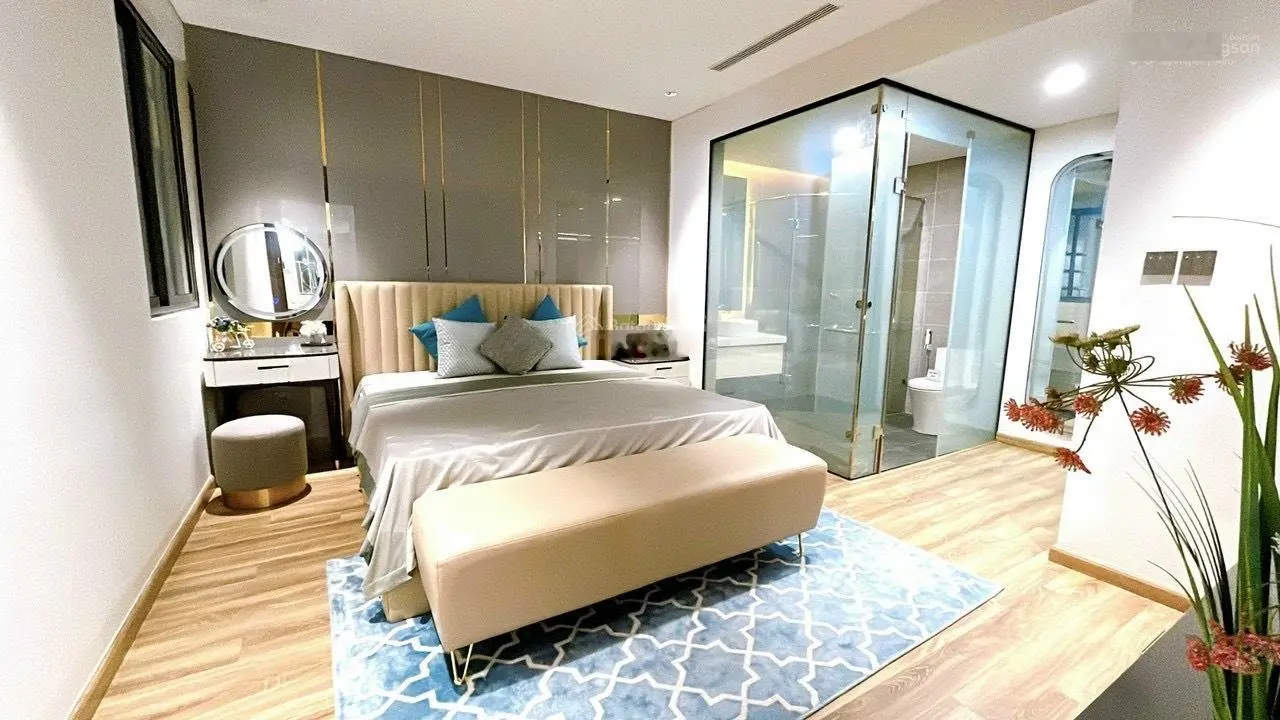 Hàng độc bản Vinhomes D'Capitale Trần Duy Hưng, giá rẻ nhất thị trường 82m2, Đông Nam, view hồ