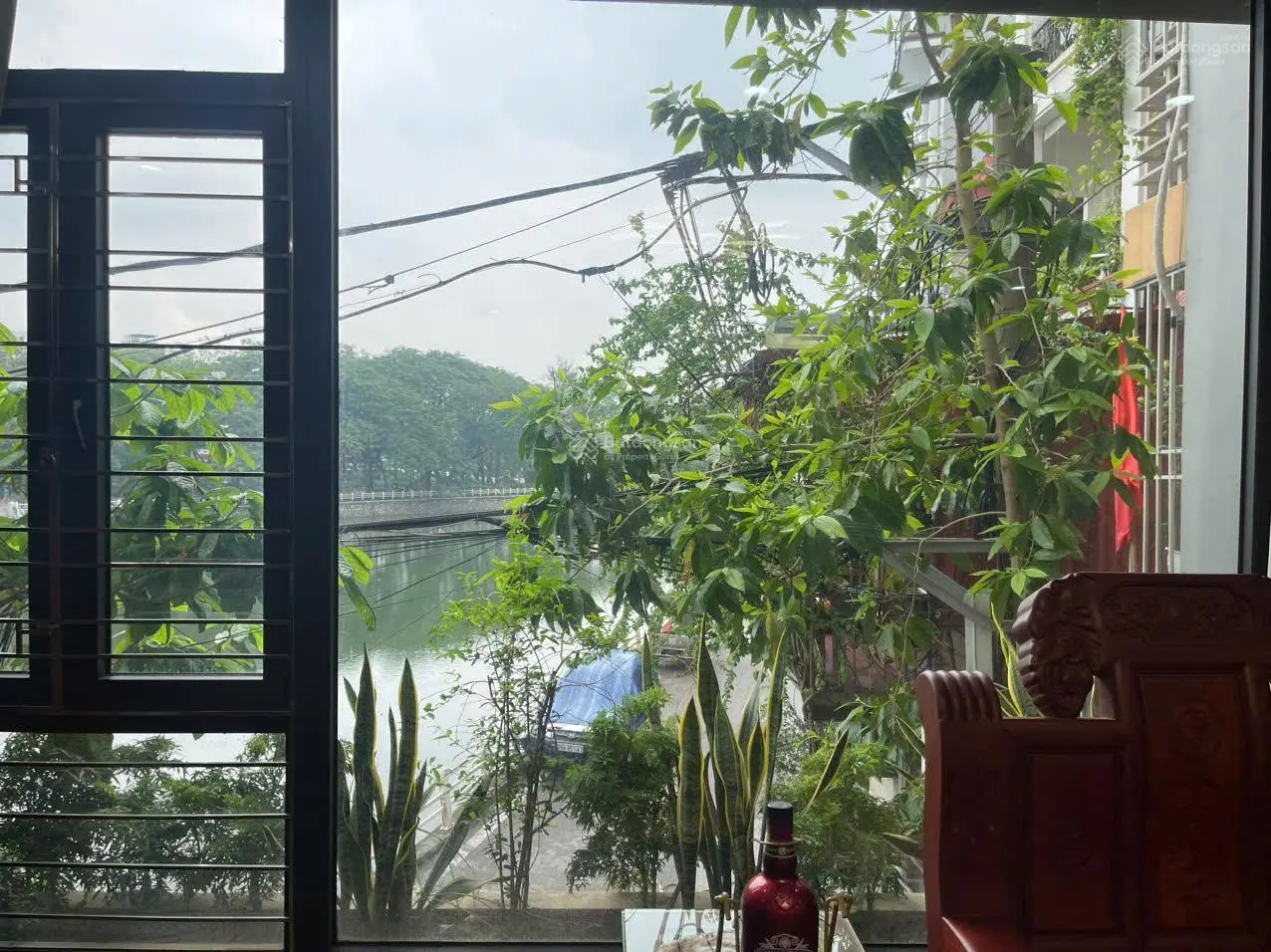 Bán nhà mặt hồ Ngọc Lâm 82m2, MT 5m 5 tầng nội thất xịn, thang máy tại Ngọc Lâm, LB giá 25.2 tỷ