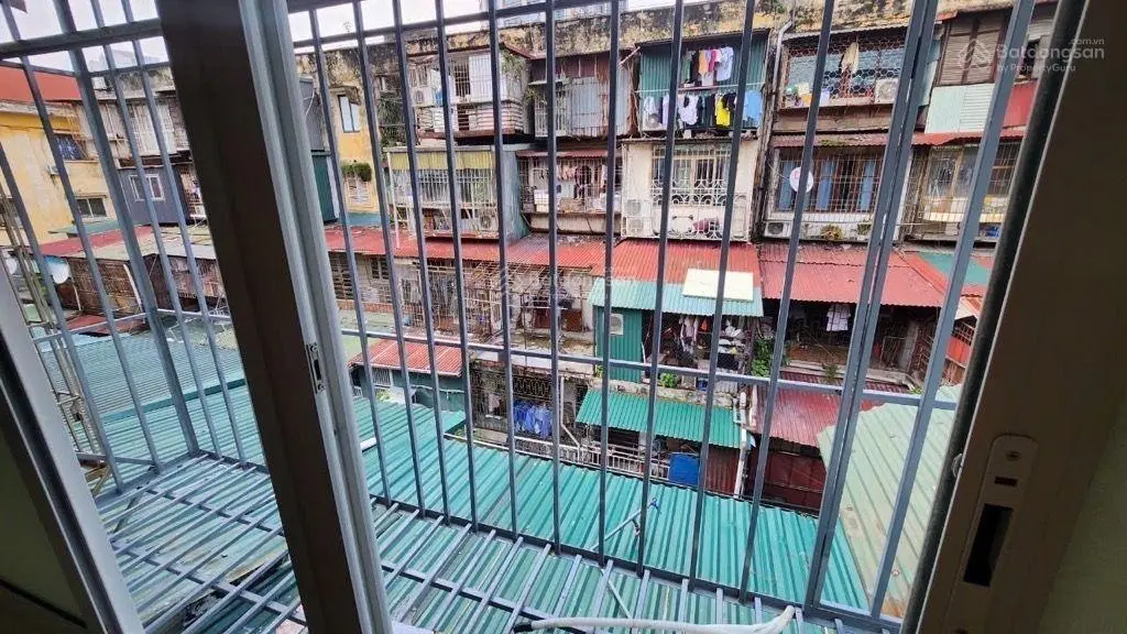 Bán TT Thanh Xuân, Nguyễn Trãi, nhà đẹp ở ngay, DT 50m2 giá 2.15 tỷ