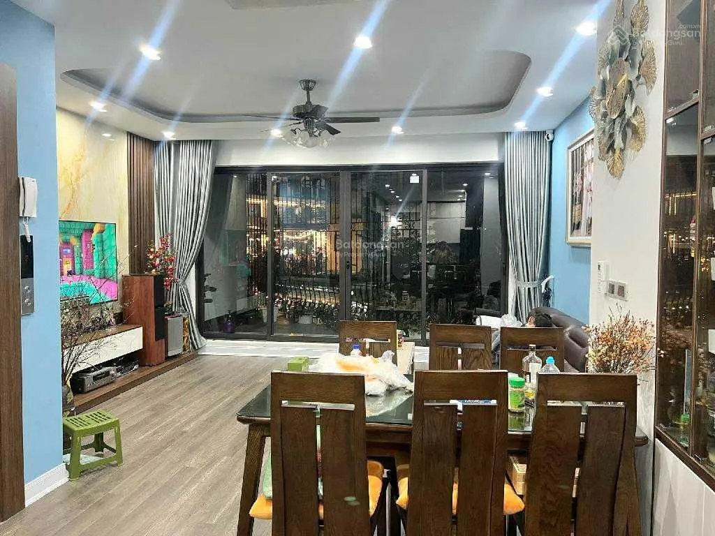 Bán biệt thự liền kề phân lô-ôtô ngõ 67 Phùng Khoang - 6tầng thang máy-69m2-MT5.8m - giá 18tỷ