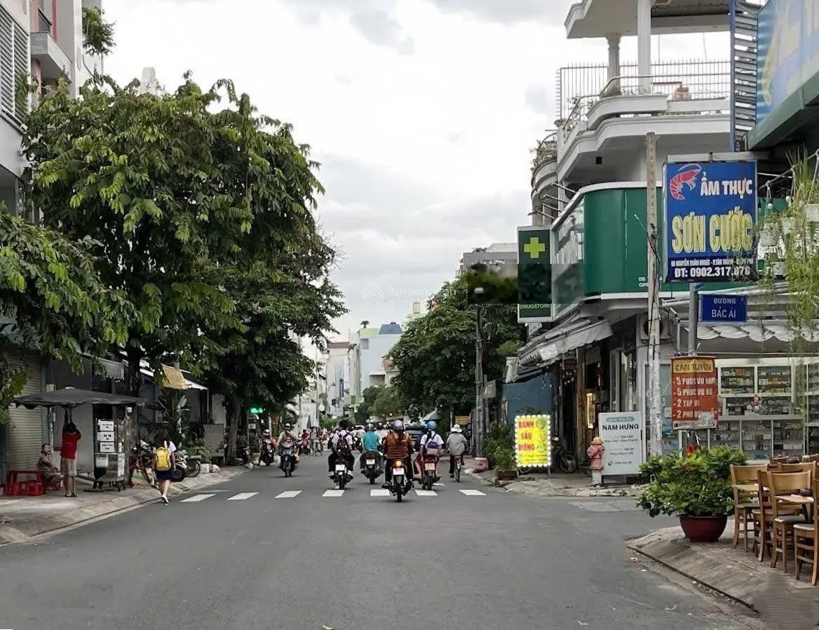 Bán nhà mặt tiền Nguyễn Xuân Khoát, P. Tân Thành, Quận Tân Phú