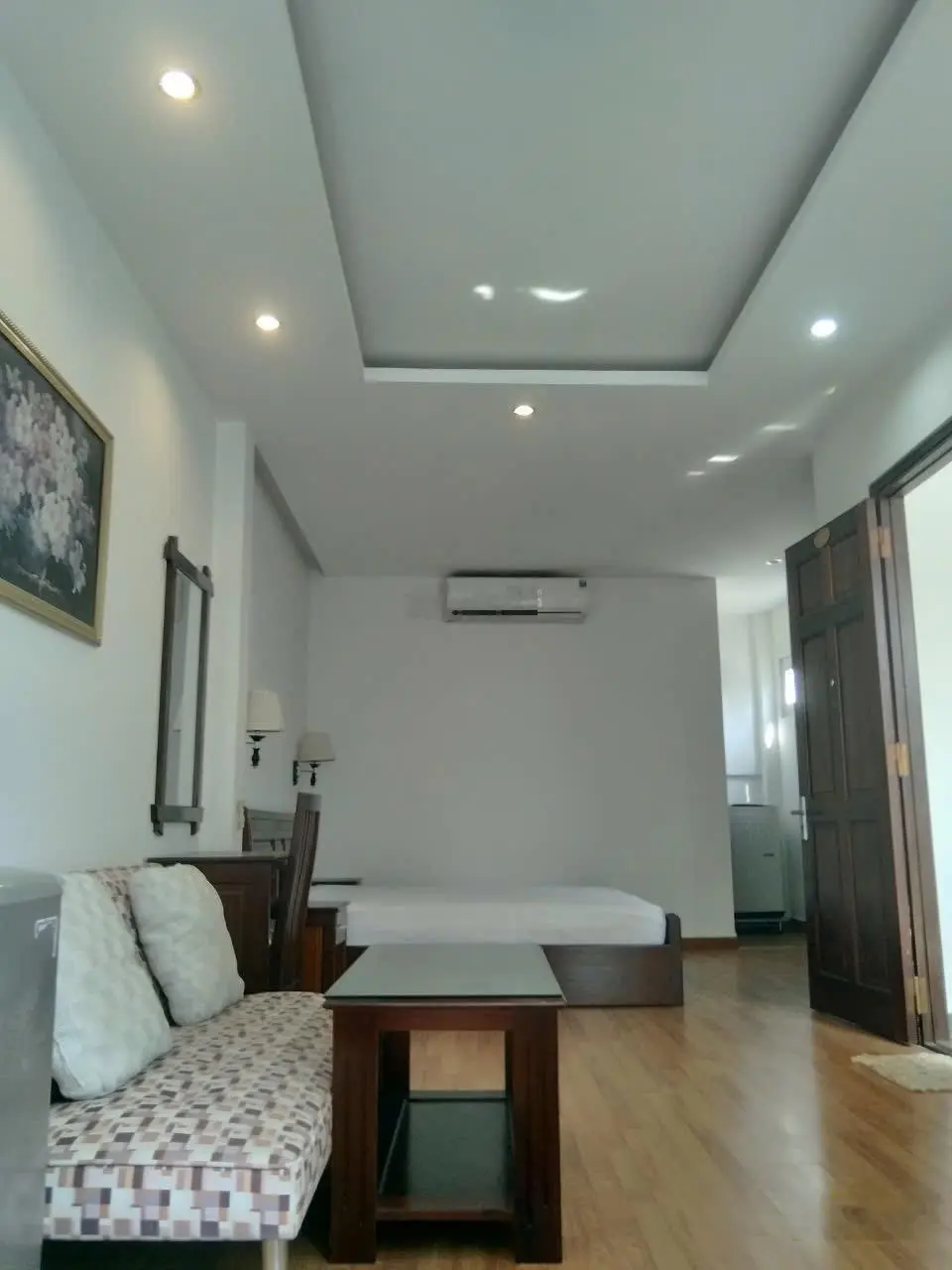 Bán nhà mặt tiền Ngô Thời Nhiệm, Tân Lập, Nha Trang. (có hợp đồng thuê sẵn)