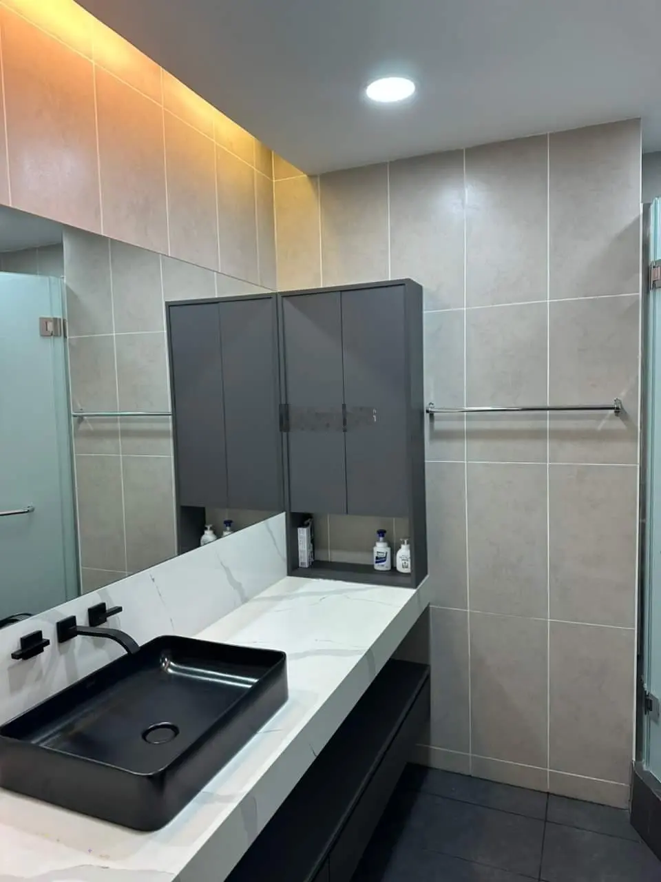Bán căn góc tầng cao 2mt view trực diện Sông Hàn - AZURA ngay sát VinCom