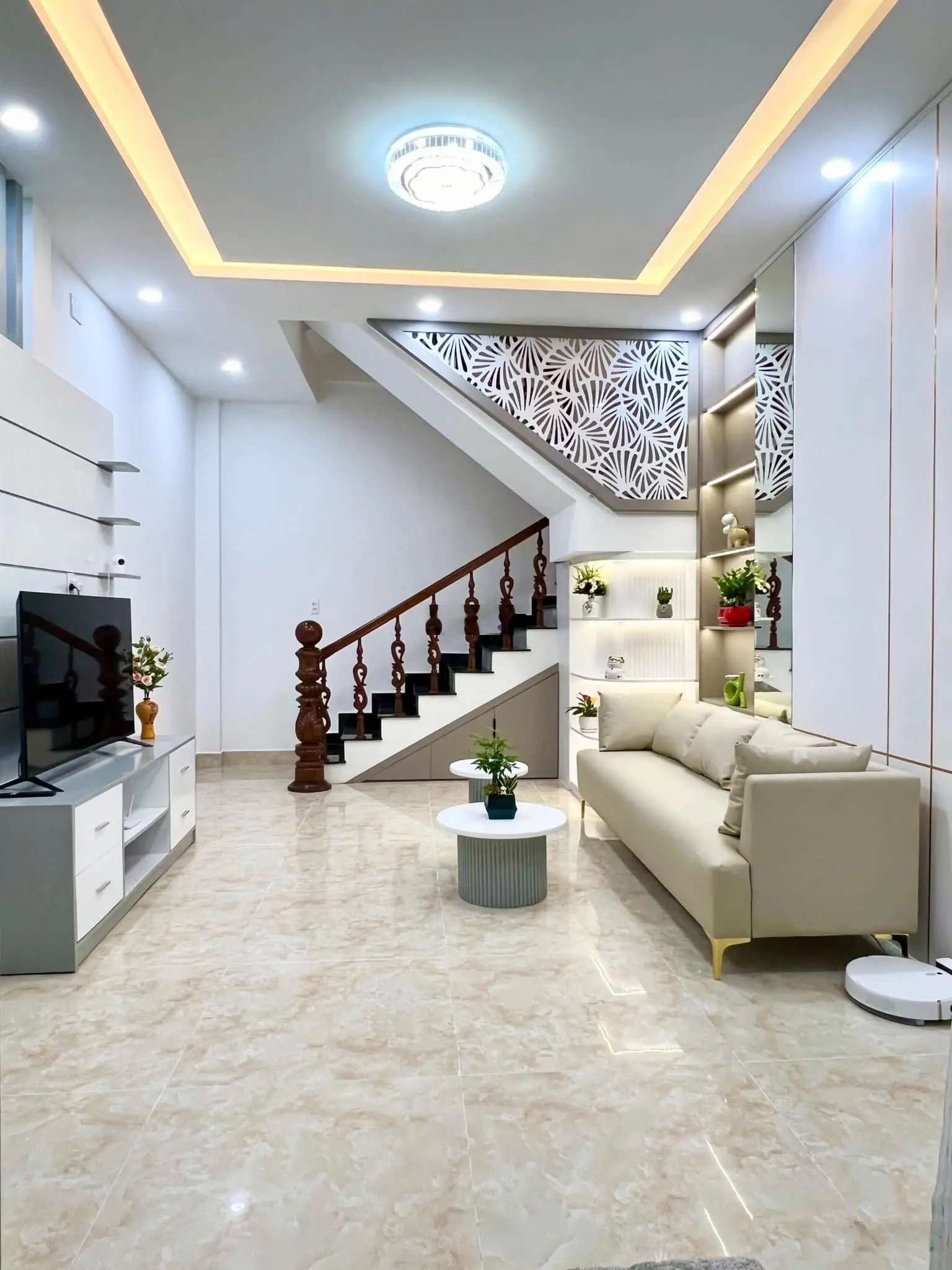 NHÀ ĐẸP GIÁ RẺ NGAY ĐƯỜNG ÔNG ÍCH KHIÊM HẢI CHÂU ĐÀ NẴNG 3 TẦNG FULL NỘI THẤT 4 TỶ X
