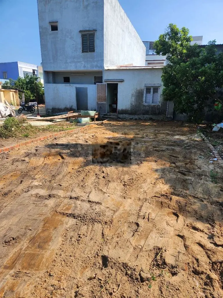 Bán kiệt ô tô 5m đường Bình Kỳ. Nở hậu. 1 tyt 620 rẻ quá. Hỗ trợ vay