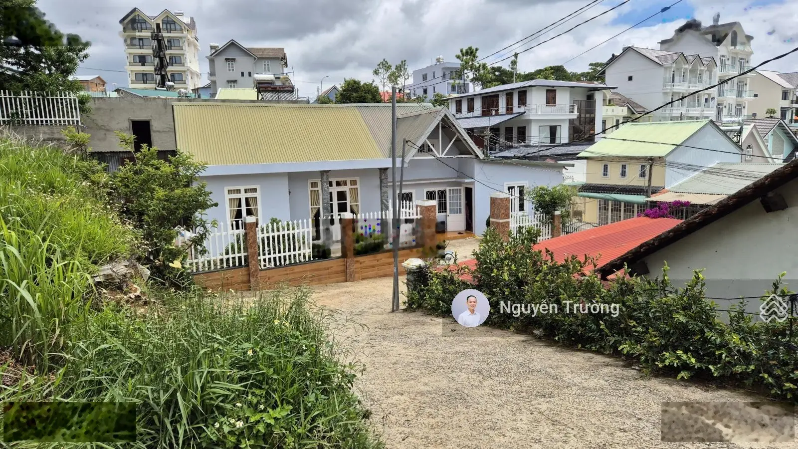 Giảm giá - hiếm - bán đất villa 2 mặt tiền vị trí view cao khu dân trí phong cách Đà Lạt 200m2