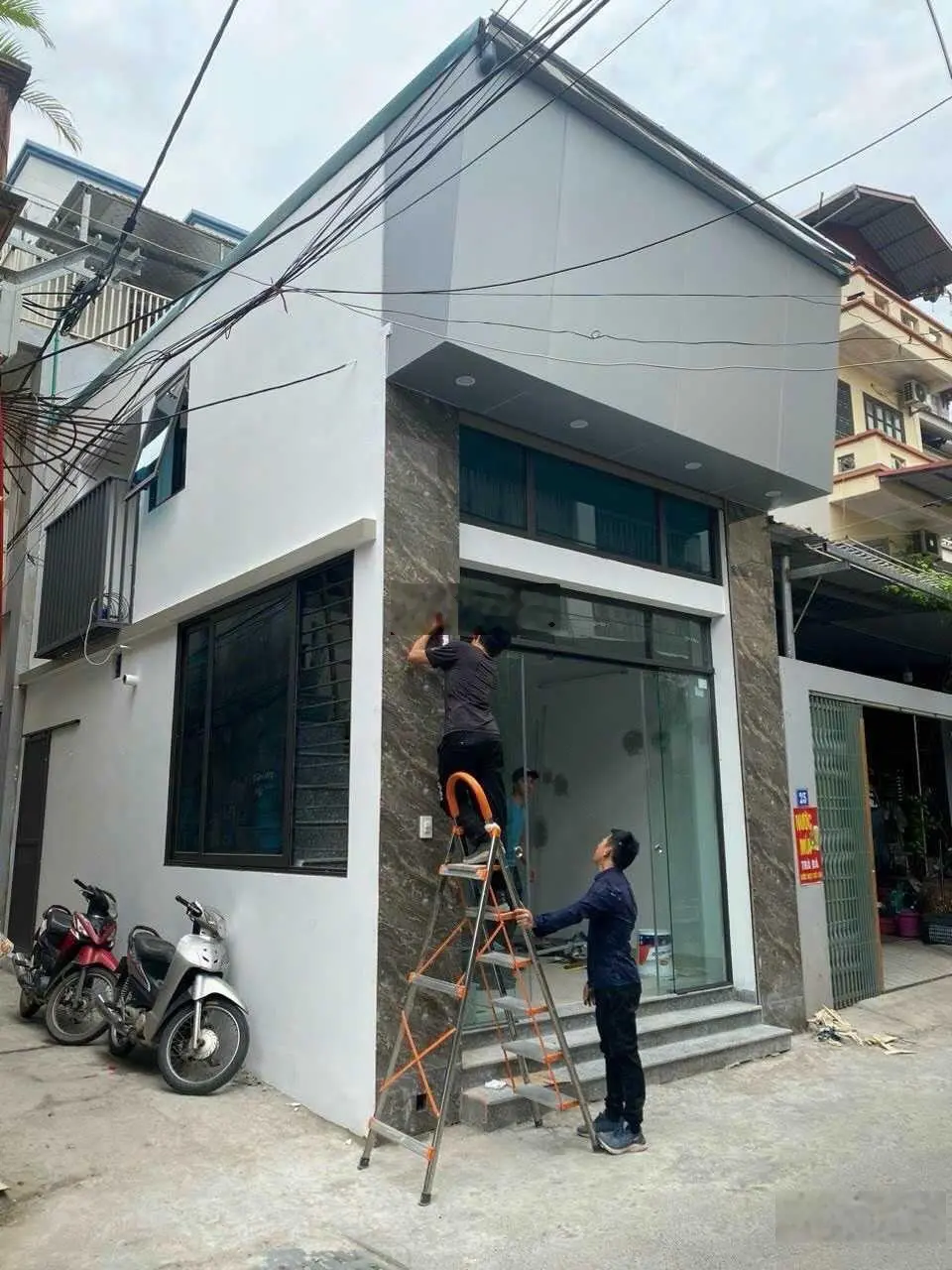 Chính chủ bán nhà mặt phố Dương Nội, Hà Đông 30m2 giá 5,4 tỷ liên hệ : 098668464