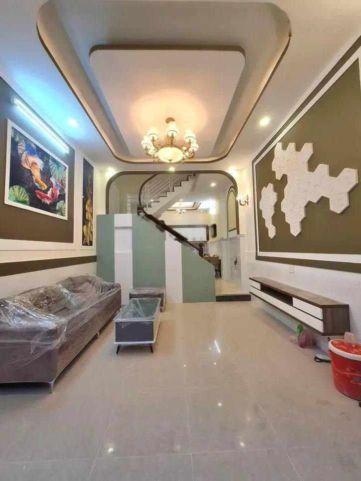 Chính chủ bán gấp nhà mới xây 1 lầu 2PN, SHR, DT 40M2, giá 2,3 tỷ, HXH, đường Mã Lò - Bình Tân