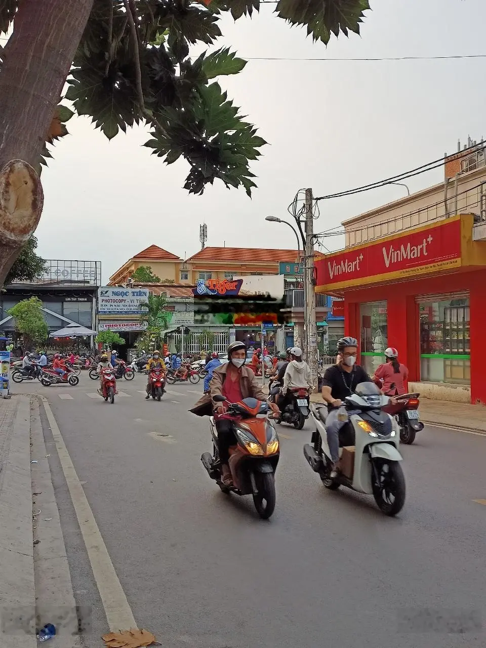 Bán nhà mặt tiền đường Nguyễn Hữu Tiến, diện tích 6,6mx24m, 1 lầu, vị trí đẹp, gần ĐH Công Thương