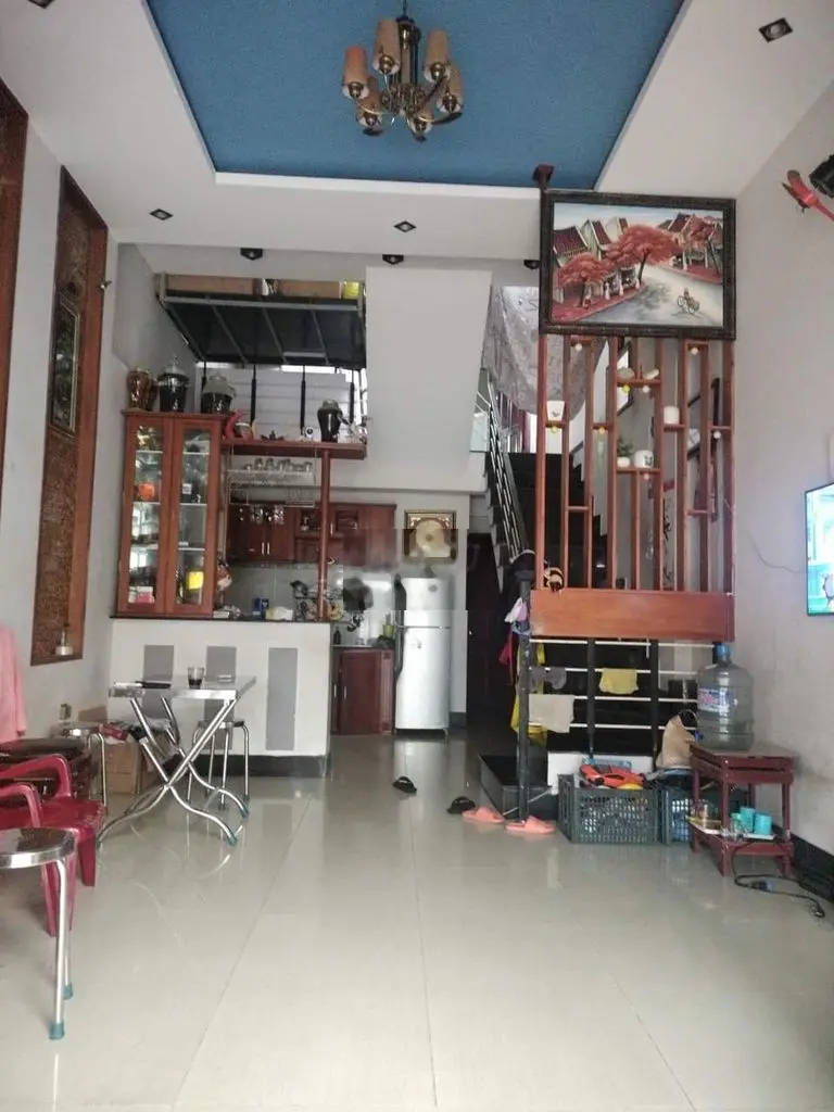 Cần tiền bán gấp nhà 2T 2 mặt kiệt oto Nguyễn Huy Tưởng_chỉ nhỉnh 3 tỷ