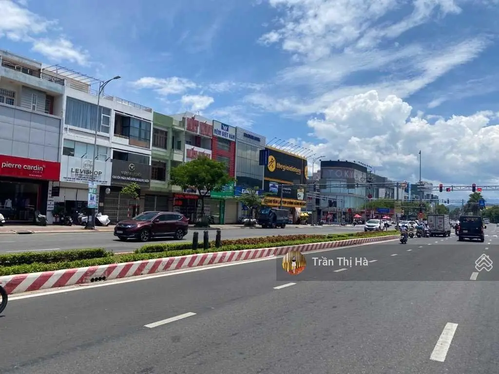 Tổng hợp mặt tiền Điện Biên Phủ đường 36m ngộp bank DT 70m2, giá 7 tỷ 9. Lh: 0988 677 ***