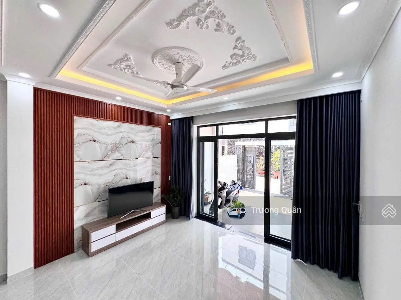 Bán nhà 1 trệt 2 lầu mới 100% thiết kế hiện đại KDC Hoàng Minh Chánh, gần uỷ ban phường Hoá An