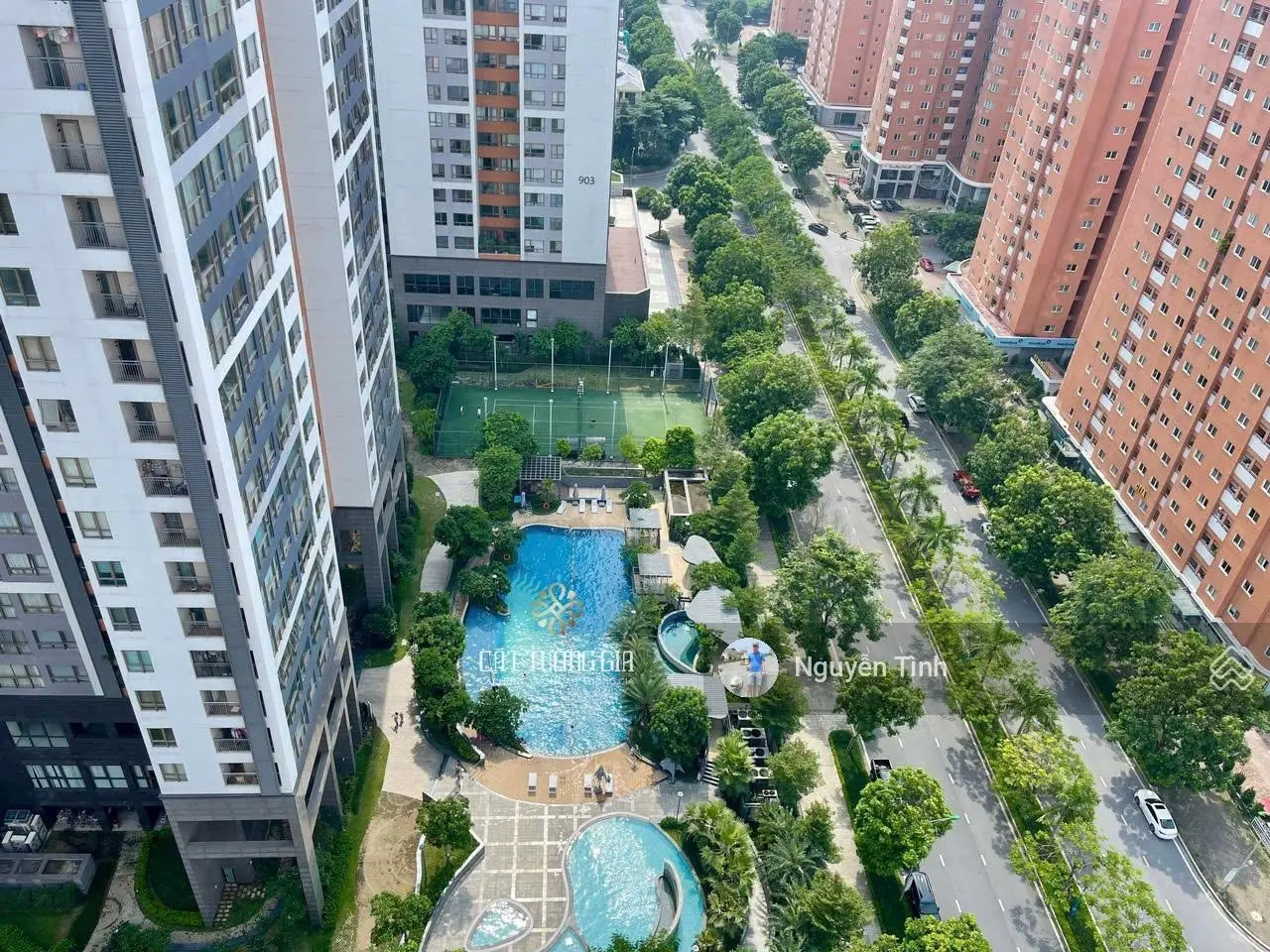 Chính chủ bán căn 2PN chung cư Starlake Tây Hồ Tây 101m2 giá 12,8 tỷ full đồ, sổ đỏ lâu dài