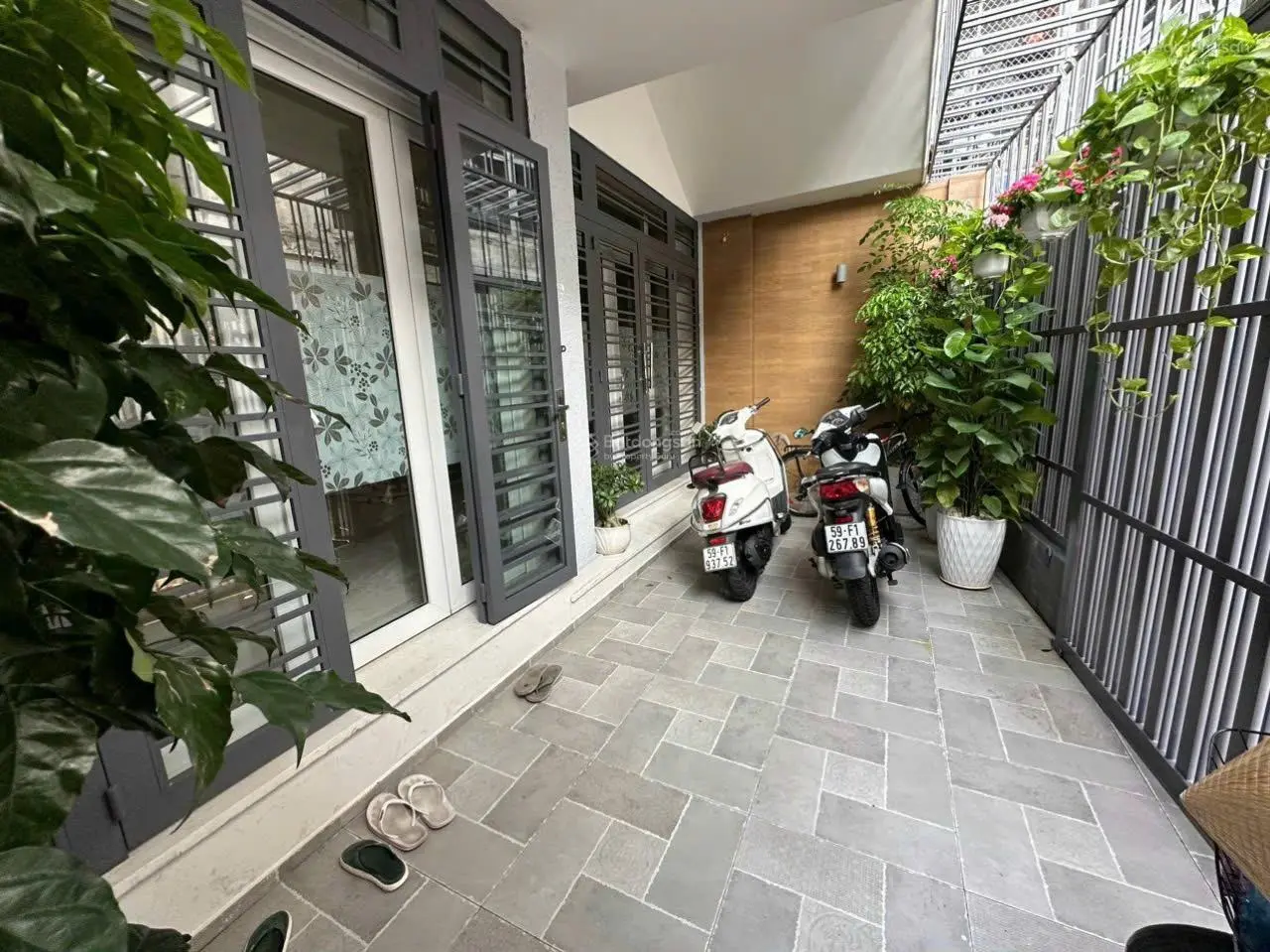 Bán nhà đẹp đường Võ Thị Sáu, Quận 1 - DT: 6.5 X 18m, CN: 113m2 - Kết cấu: 5 tầng - Giá 28 Tỷ TL