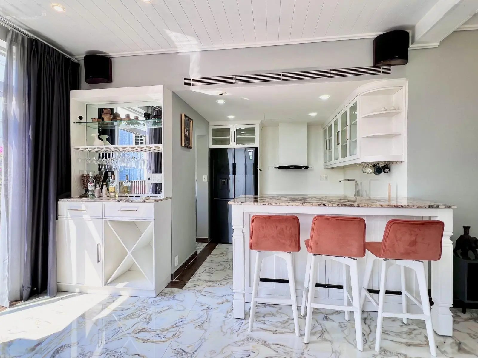 Bán penthouse cao cấp khu Star Hill, Phú Mỹ Hưng Quận 7 căn góc view Q1 nội thất cao cấp giá tốt