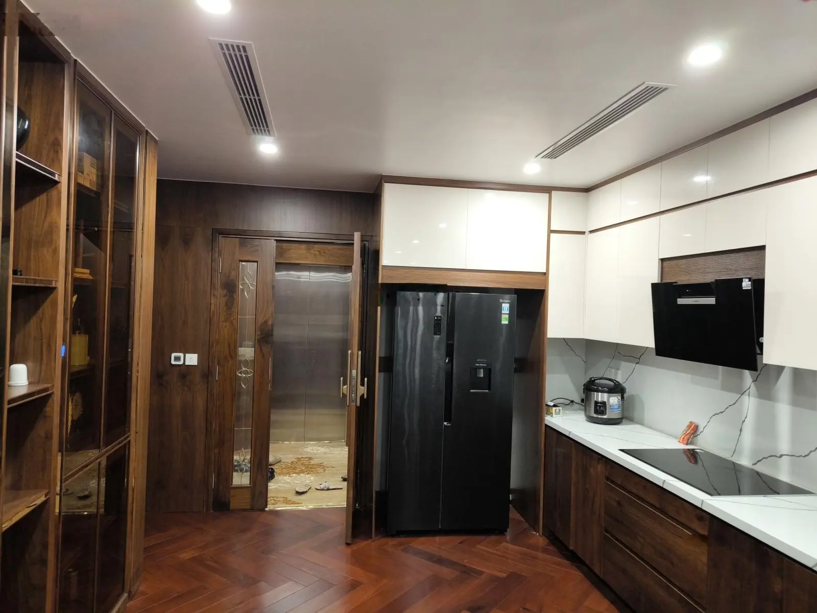 Bán Nhà Nguyễn Tuân Ngụy Như Kon Tum Thanh Xuân 7T lô góc th máy kính tràn KDVip 86m2 MT 20m 45 tỷ