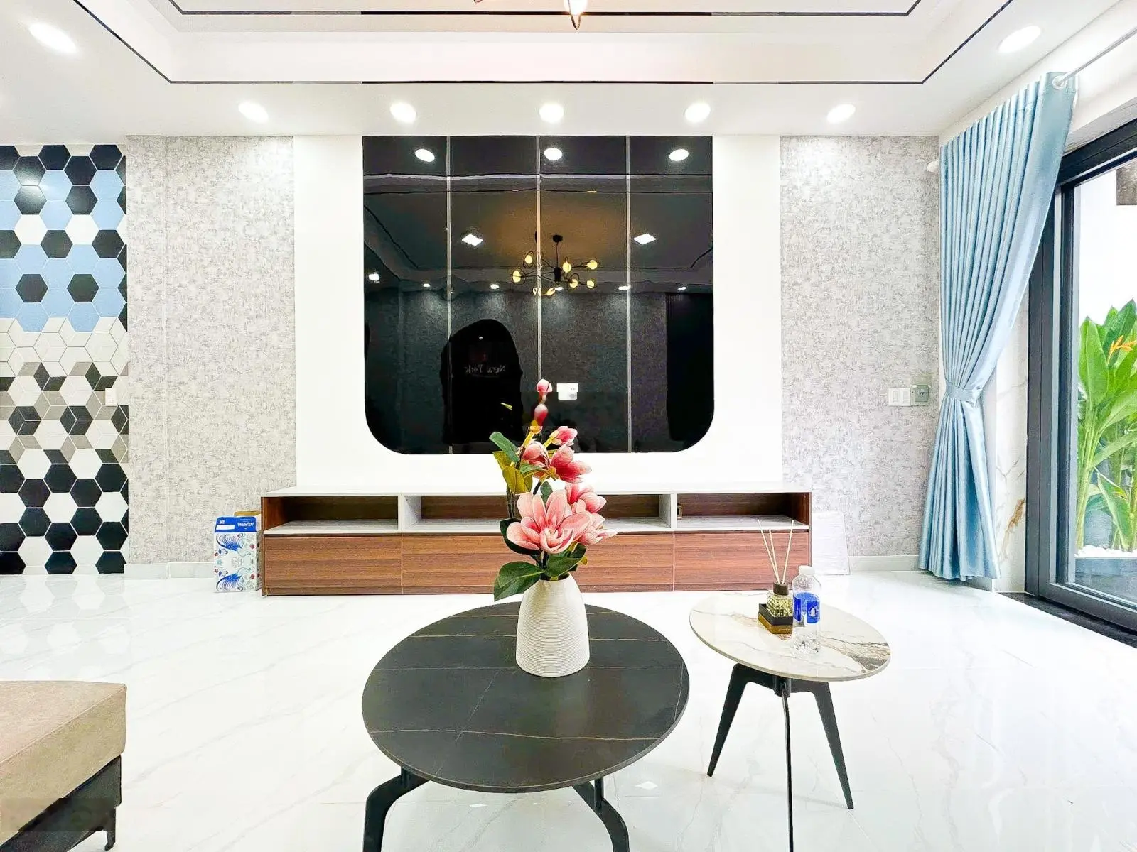 Bán nhà sổ riêng 82,67m2 hoàn công 3 tầng full nội thất Huỳnh Tấn Phát Quận 7