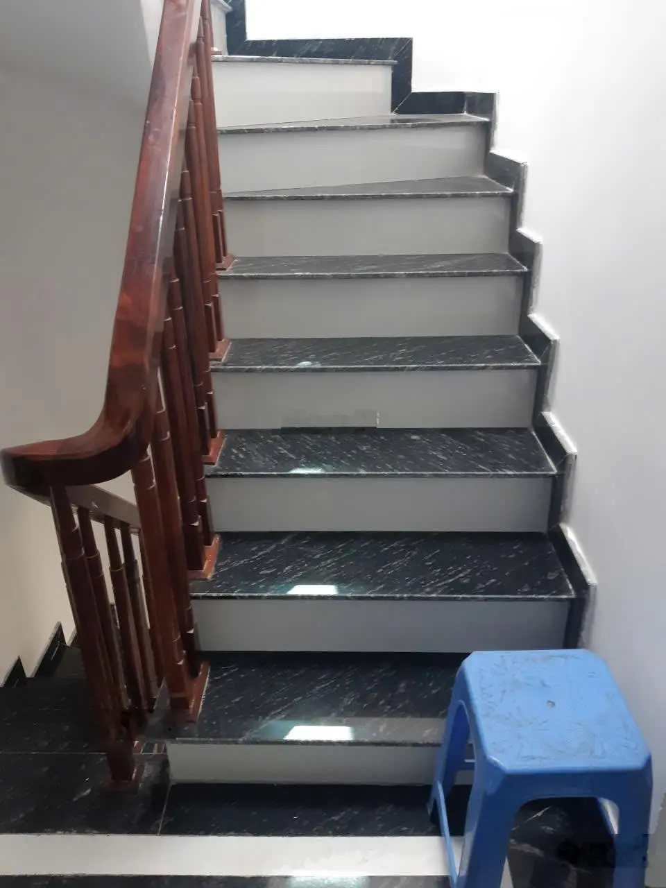Bán nhà xây mới tại vân côn, ô tô vào tận nhà, cách đại lộ 350m, tiện ích xung quanh đầy đủ