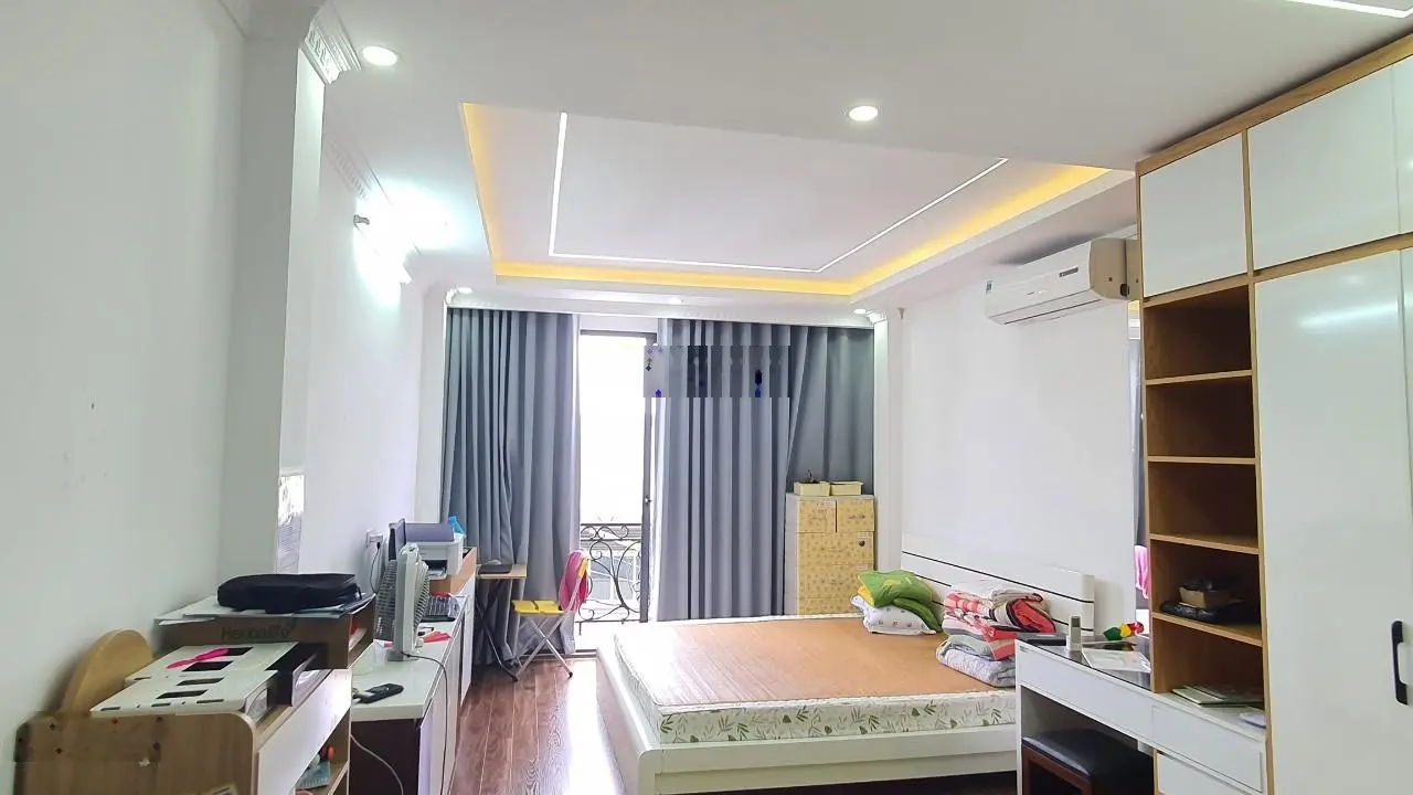 Cơ hội đầu tư - hiếm - đẹp chỉ với 13 tỷ có ngay căn nhà phân lô ô tô tránh - thang máy