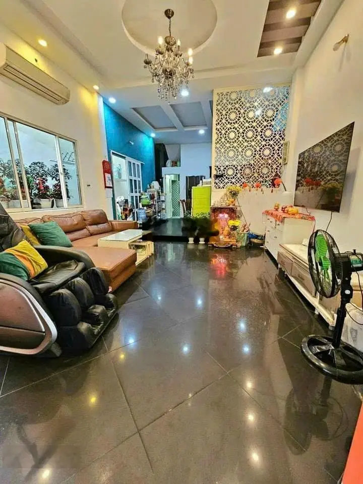 Chính chủ cần bán gấp nhà phố - đường hẻm xe ba gác - địa chỉ: 266/.. Tôn Đản P. 8 Quận 4 TP. HCM